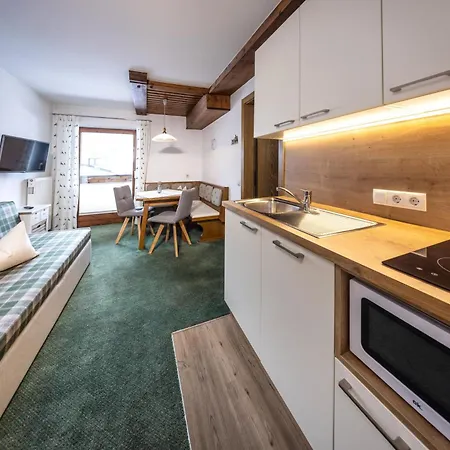 Haus Austria * フラッハウ