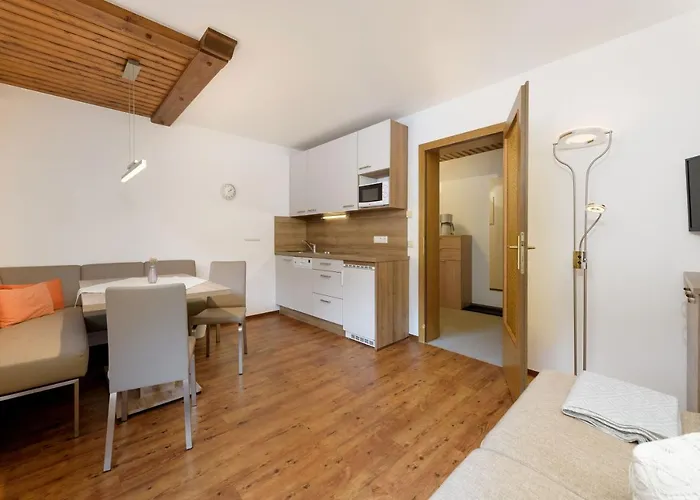 Haus Austria Apartament *